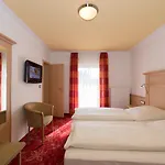 Hotell Schneider 3*
