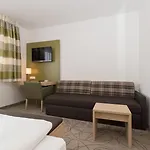 Hotell Schneider 3*