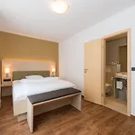Hotel Schneider 3*