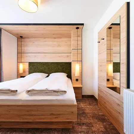 Schneider Hotel 3*