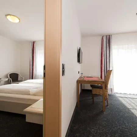 Schneider Hotel