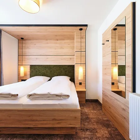 Schneider Hotel 3*