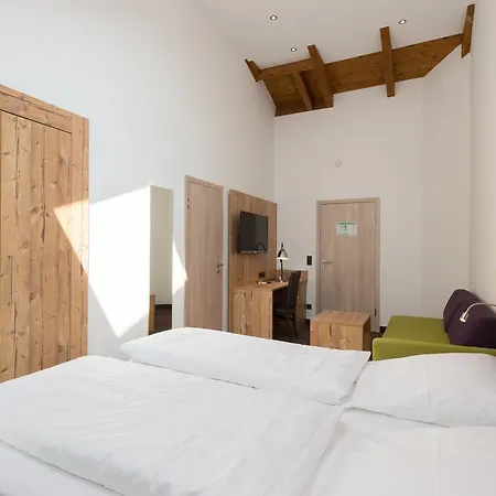 Hotel Schneider 3*