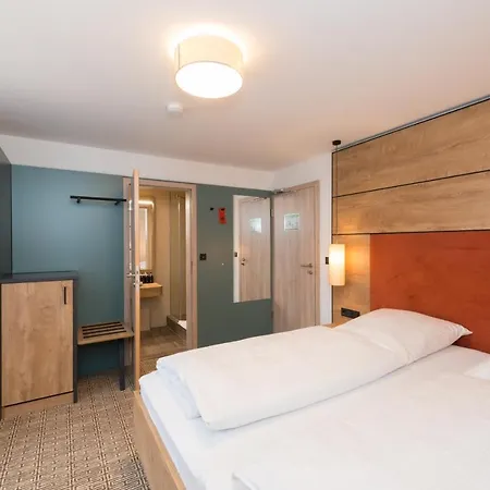 Schneider Hotel 3*