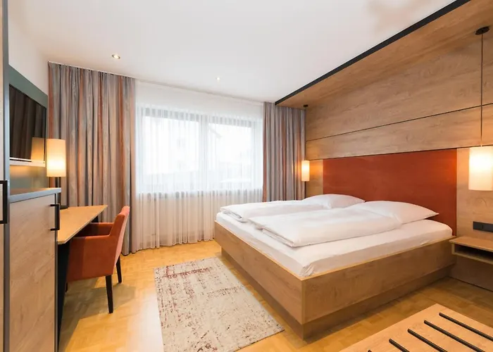 فندق Schneider 3*